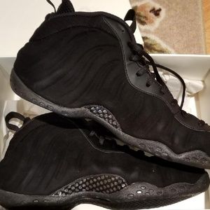 All black suede nike fomaposites